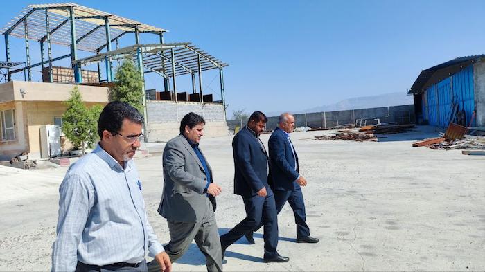 بازدید میدانی جناب آقای دکترشرفی مدیرکل راهداری و حمل و نقل جاده ای استان هرمزگان